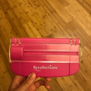 Mini paper cutter
